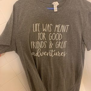 Canvas women’s tee
